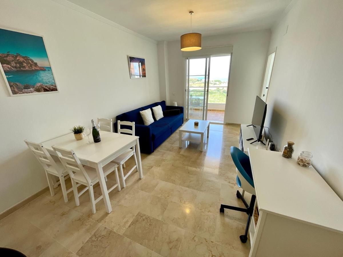 Top Sea View Apartment - 7 Minutes To Sotogrande Castillo de Sabinillas Eksteriør billede