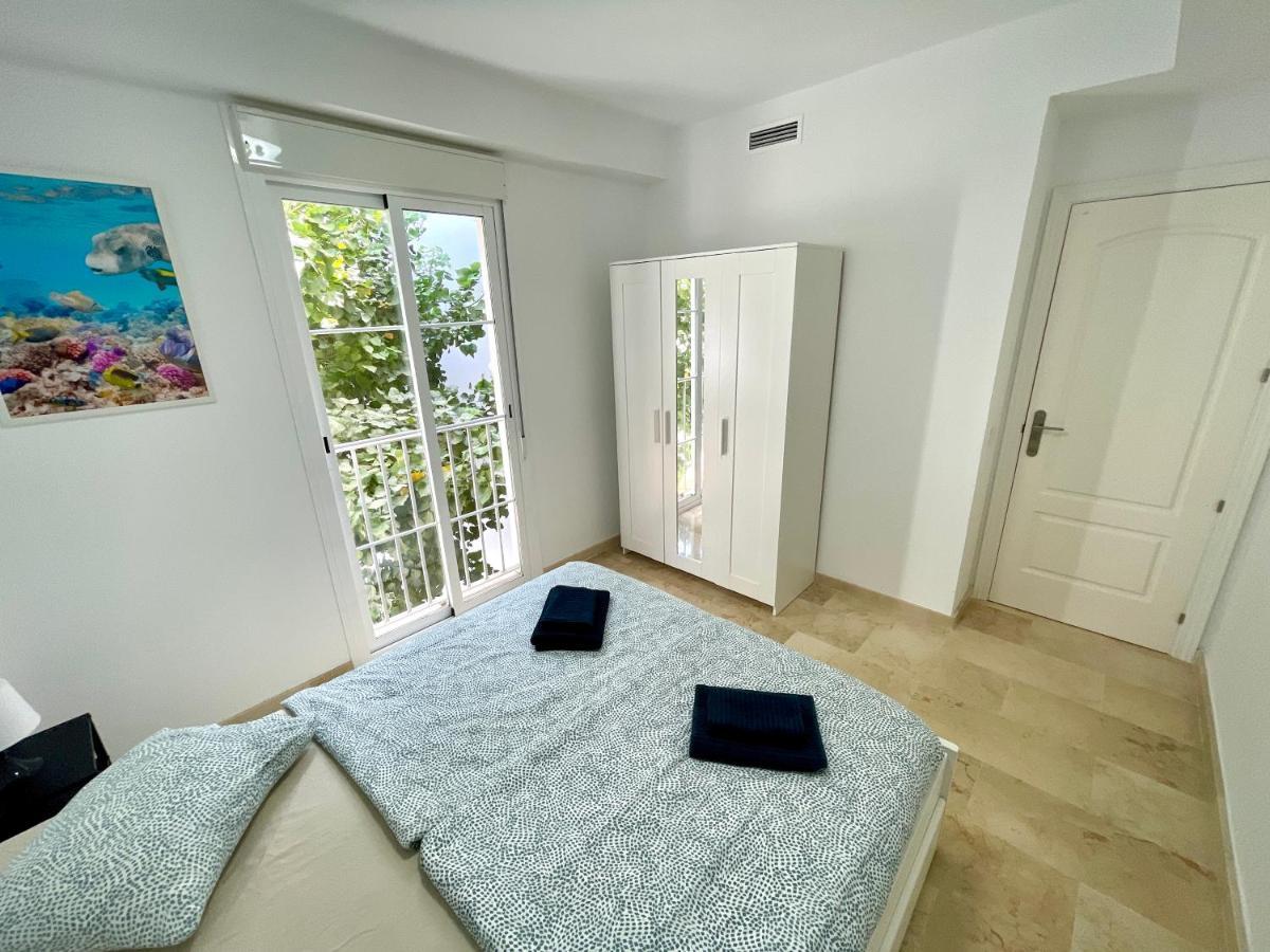 Top Sea View Apartment - 7 Minutes To Sotogrande Castillo de Sabinillas Eksteriør billede