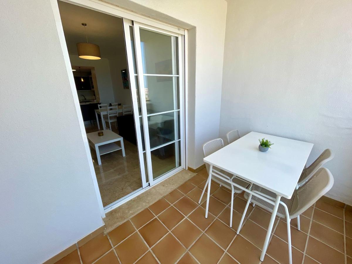 Top Sea View Apartment - 7 Minutes To Sotogrande Castillo de Sabinillas Eksteriør billede